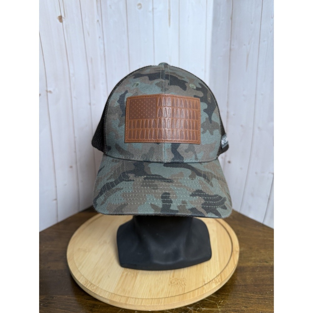 Columbia Camo Trucker Hat Leather Patch Trees‎ Flag Unisex L XL Mesh Back